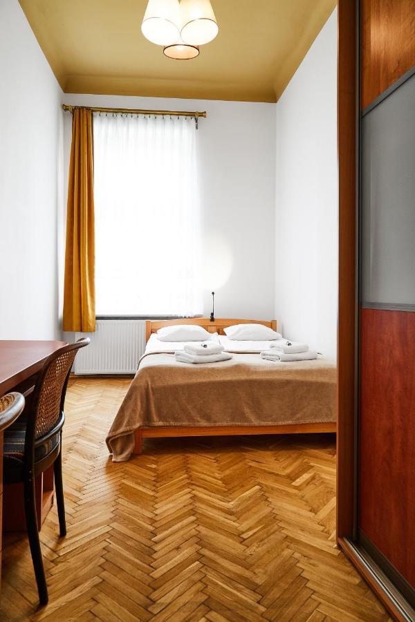 Top Location Apartments Topolowa Street Краків Екстер'єр фото