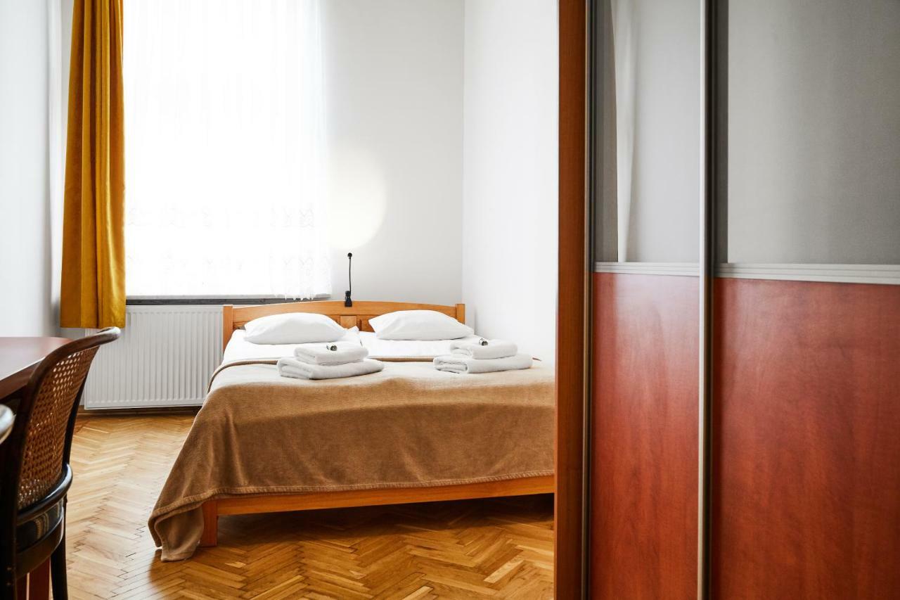Top Location Apartments Topolowa Street Краків Екстер'єр фото